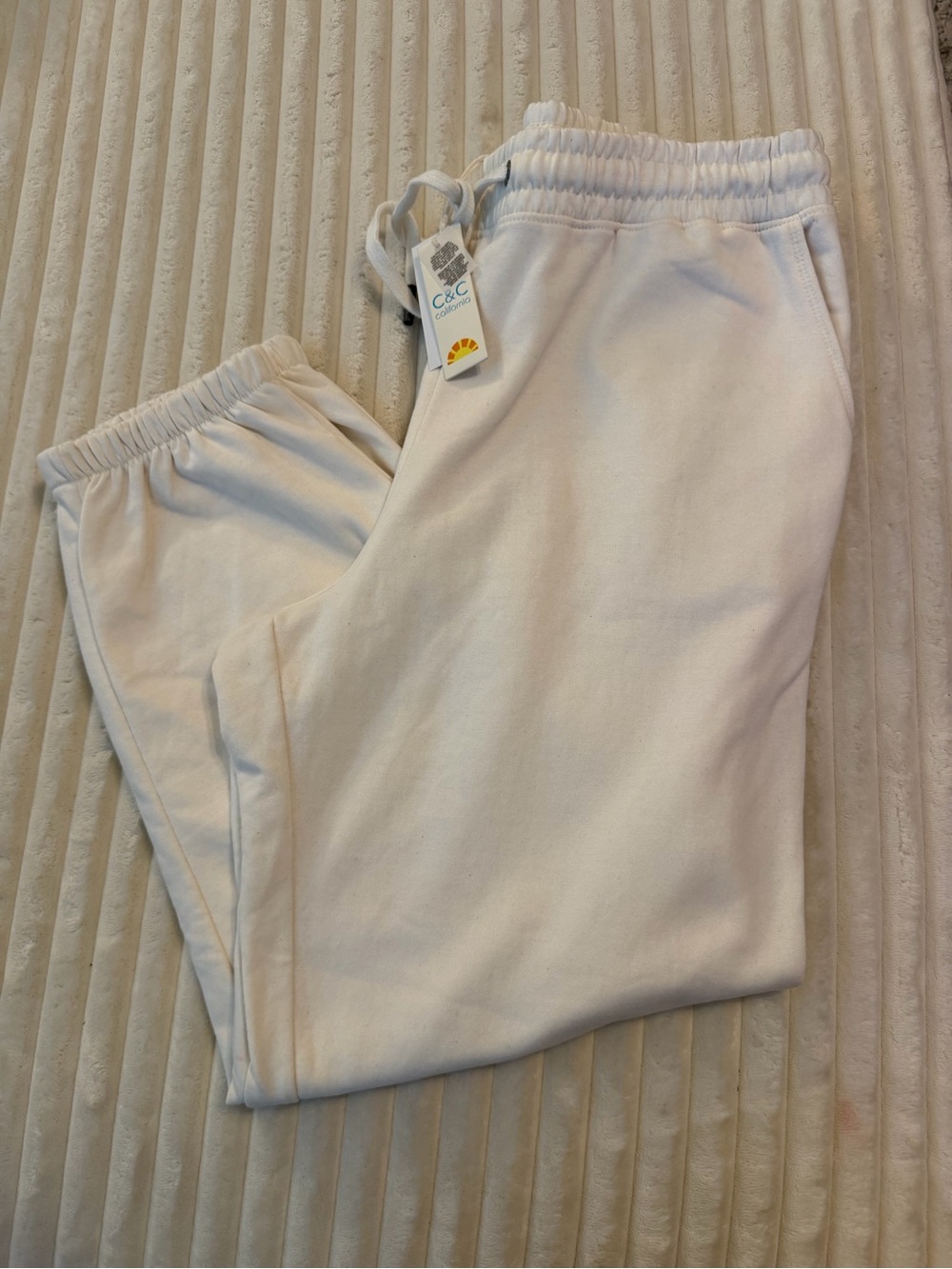 NWT. C&C California Off-White Jogger Sweatpants. XL